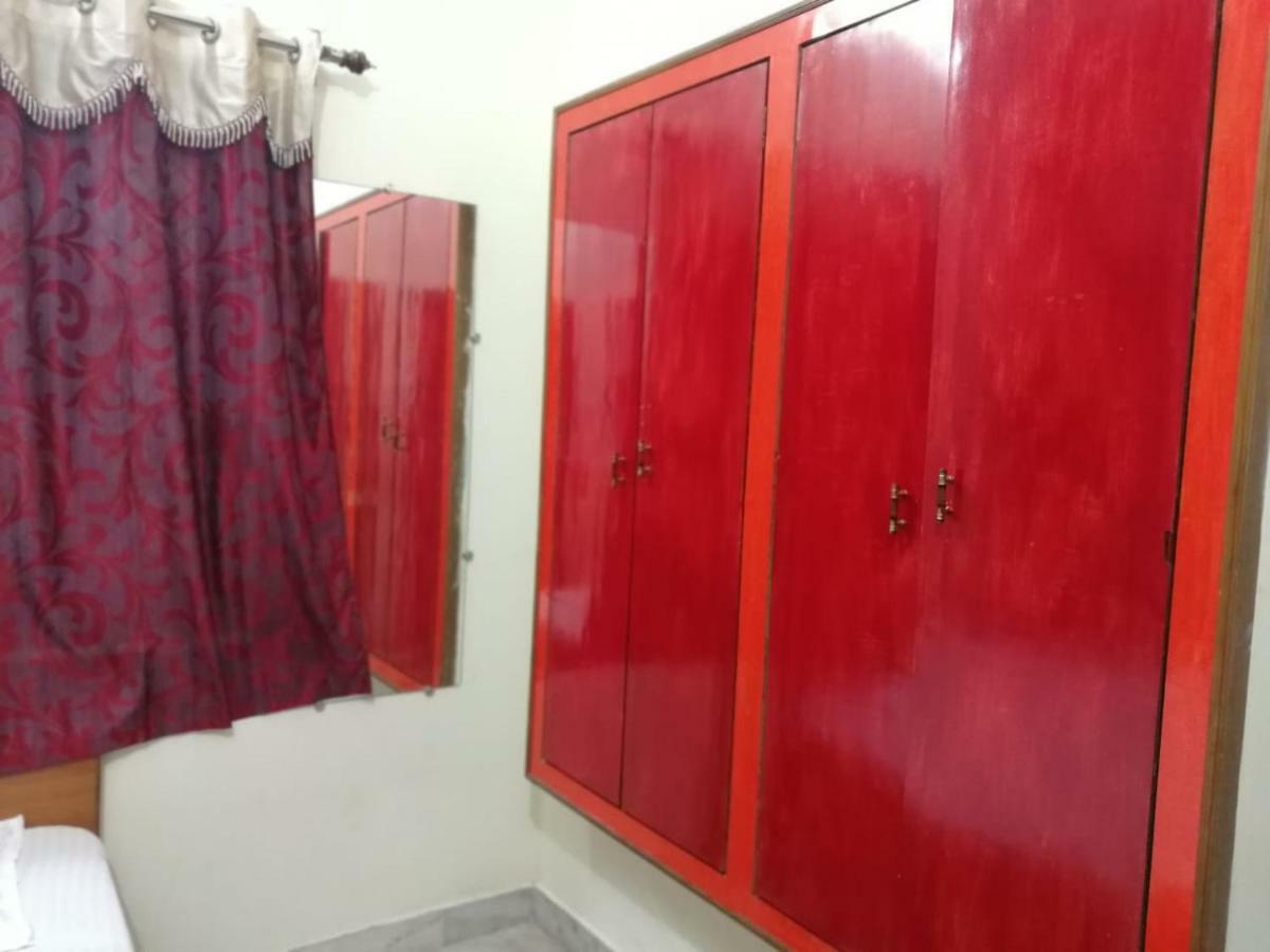 P G On Ganges Varanasi Ngoại thất bức ảnh