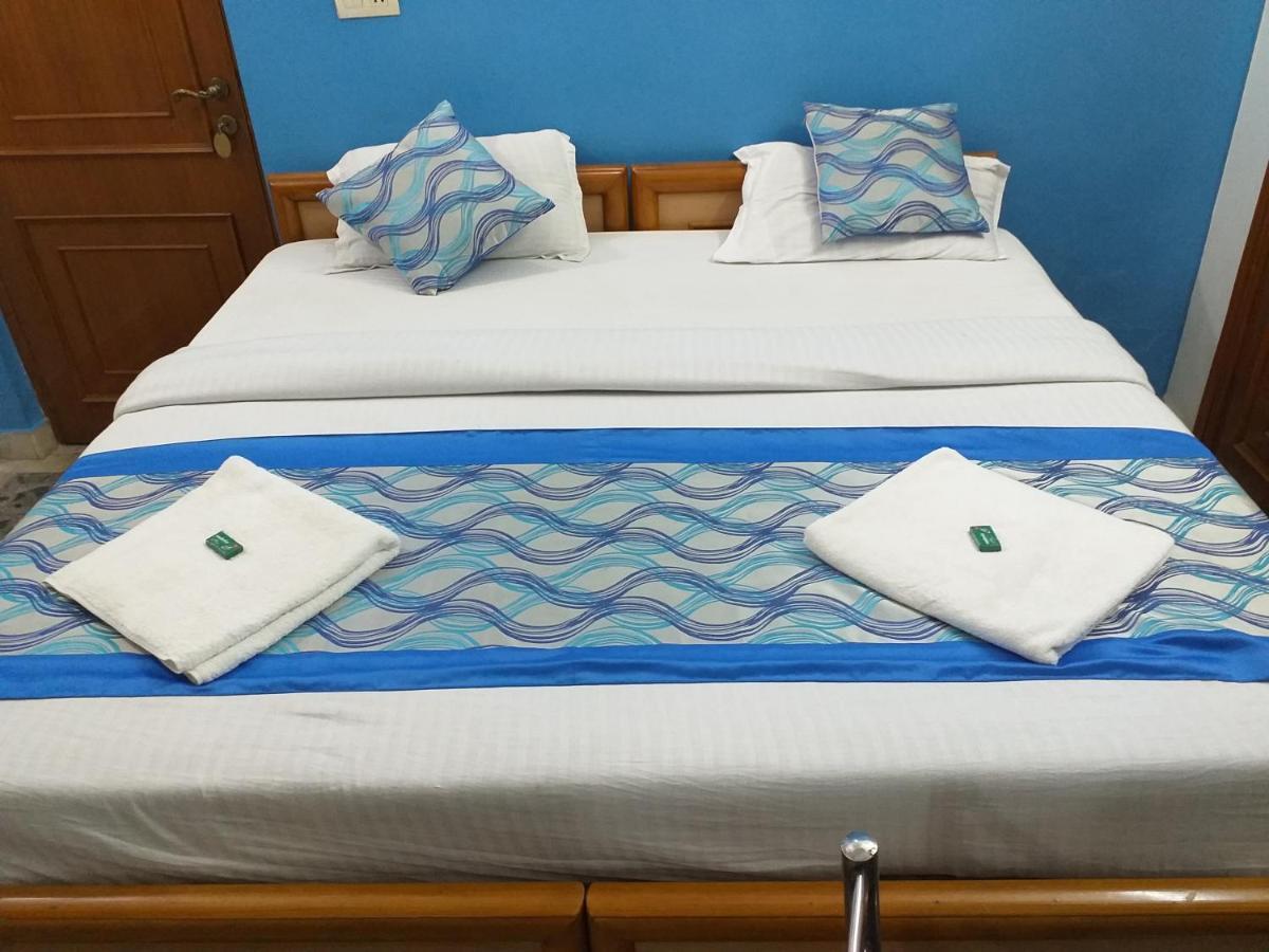 P G On Ganges Varanasi Ngoại thất bức ảnh